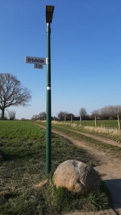 Bild: Das Stra&szlig;enschild ist wieder repariert!